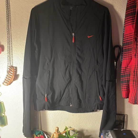 Nike Sphere Dry - Picture 1 of 4